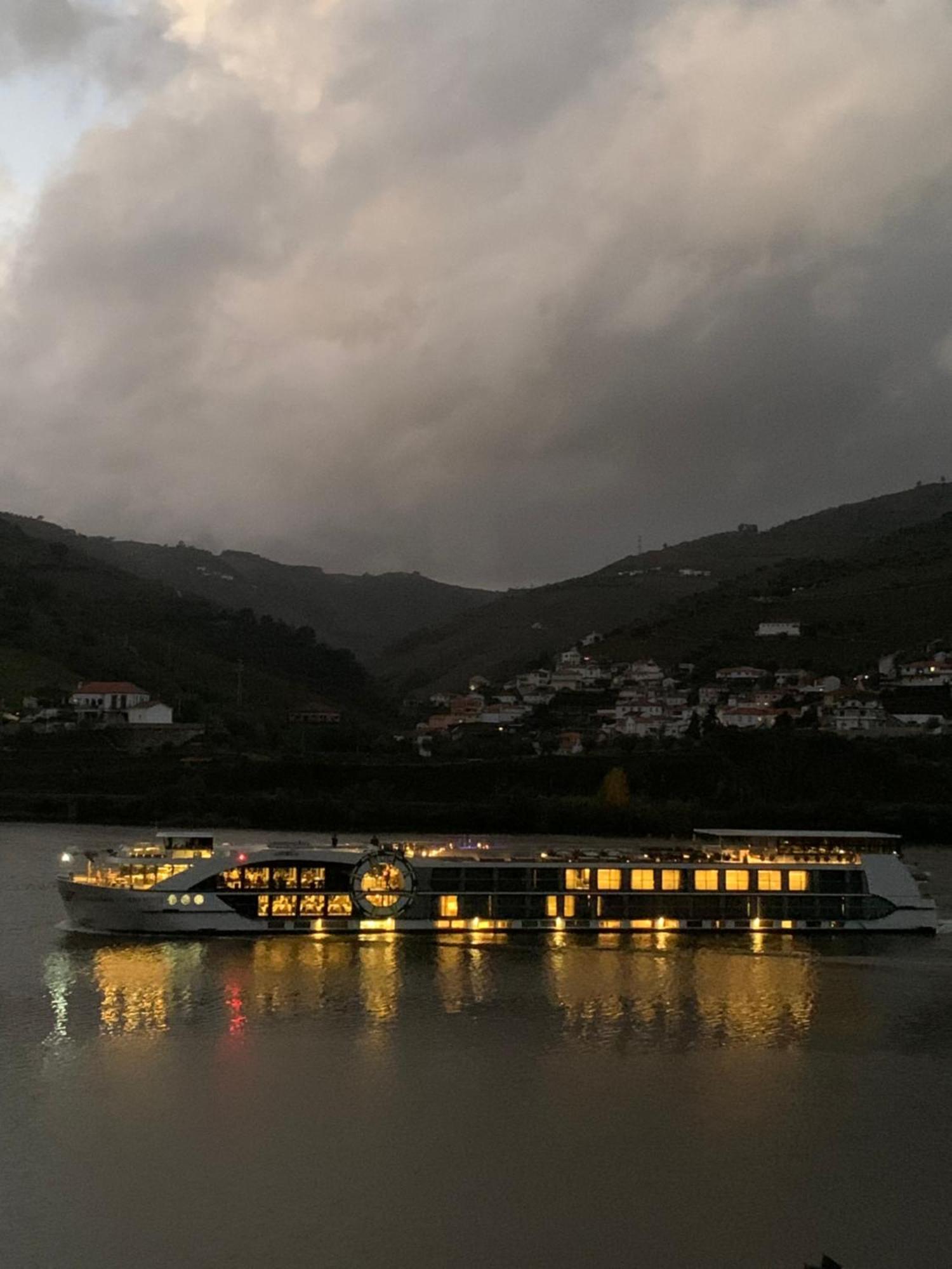 Vivenda A Beira Rio Villa Armamar Dış mekan fotoğraf